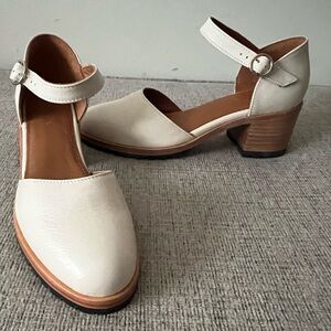 Portland Leather Cream Women's Shoes